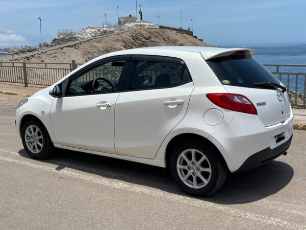 Mazda demio (VENDIDO)