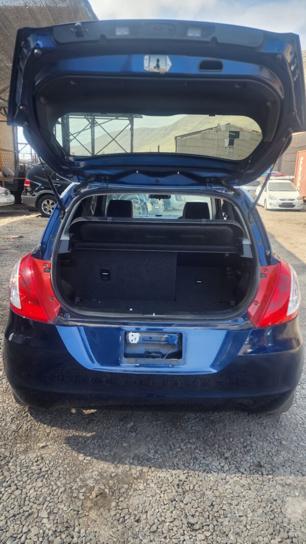 Suzuki Swift   (VENDIDO)