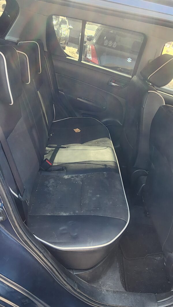 Suzuki Swift   (VENDIDO)